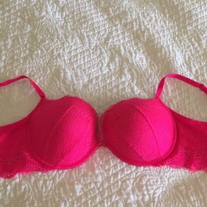 Victoria’s Secret Plunge Bra